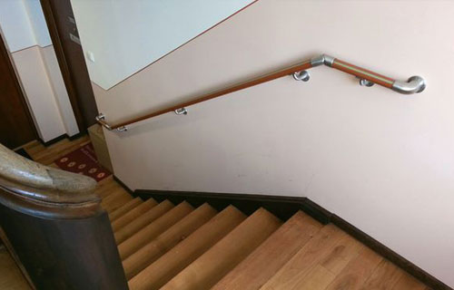 Handläufe in Wohnanlagen